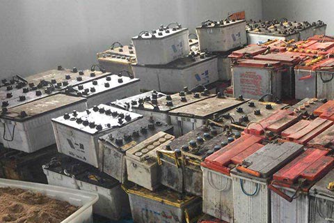 朝阳正规公司高价收废旧电池|废铁锂电池回收公司